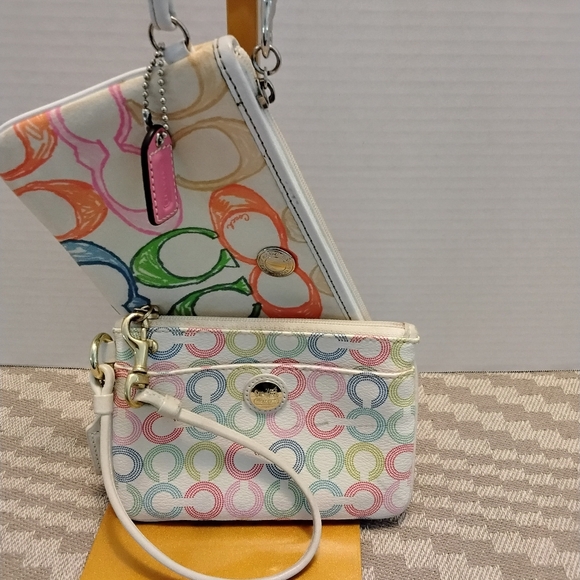 Coach wristlet bundle featuring two fun signature prints - Picture 7 of 7